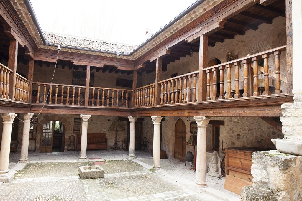 Posada De San Millan Sepulveda Exterior photo