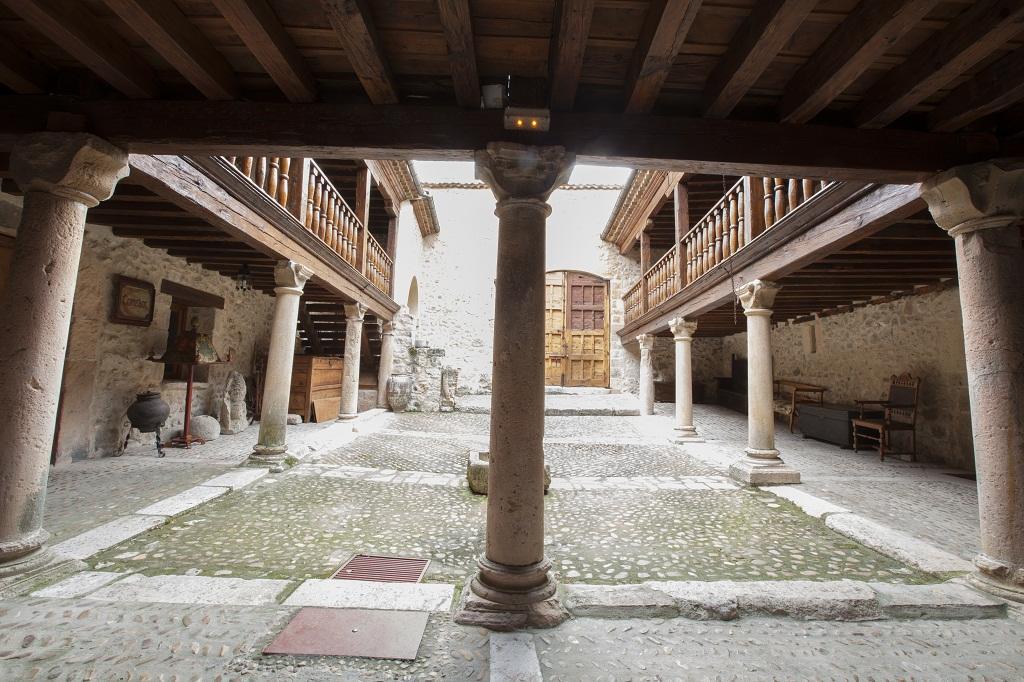 Posada De San Millan Sepulveda Exterior photo
